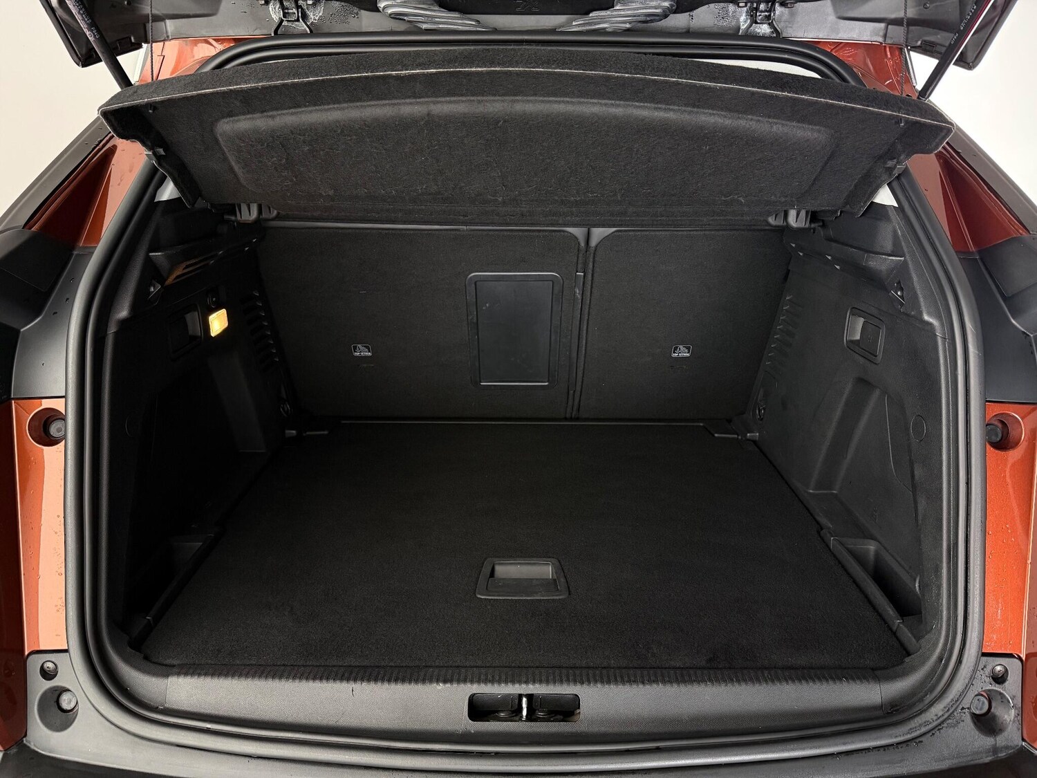 Used Peugeot 3008 2018 for sale - 77182386: Photo 9