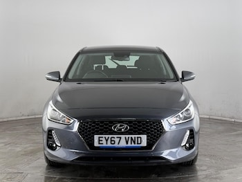 Used Hyundai i30 2017 for sale - 76513036: Photo