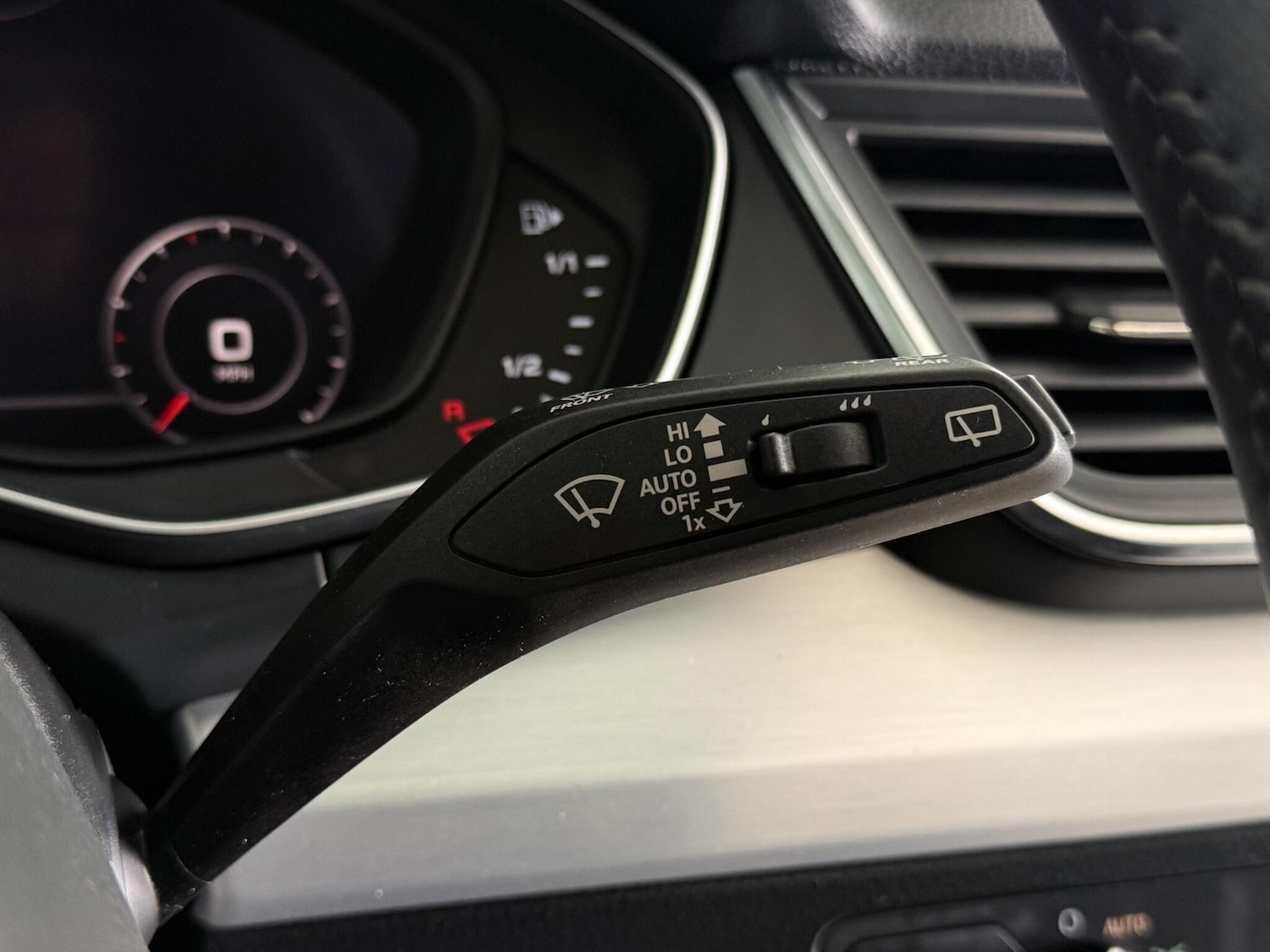 Used Audi Q5 2020 for sale - 76467007: Photo 29