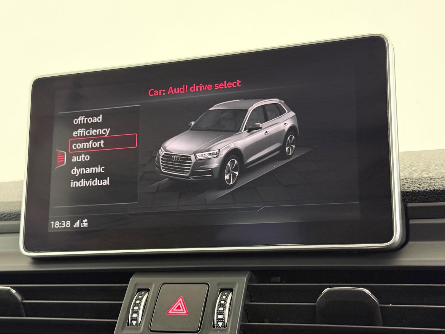 Used Audi Q5 2020 for sale - 76467007: Photo 33