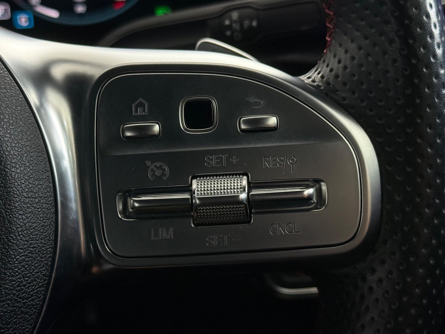 Used Mercedes-Benz A-Class 2018 for sale - 77760539: Photo 16