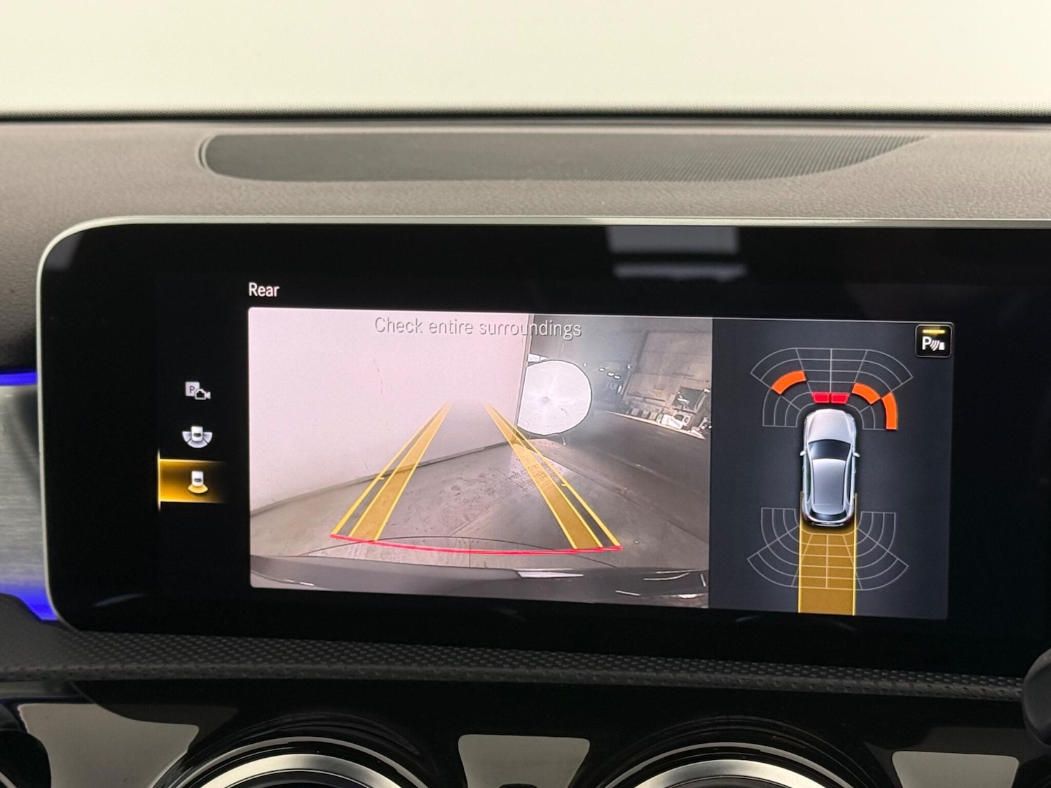 Used Mercedes-Benz A-Class 2018 for sale - 77760539: Photo 23