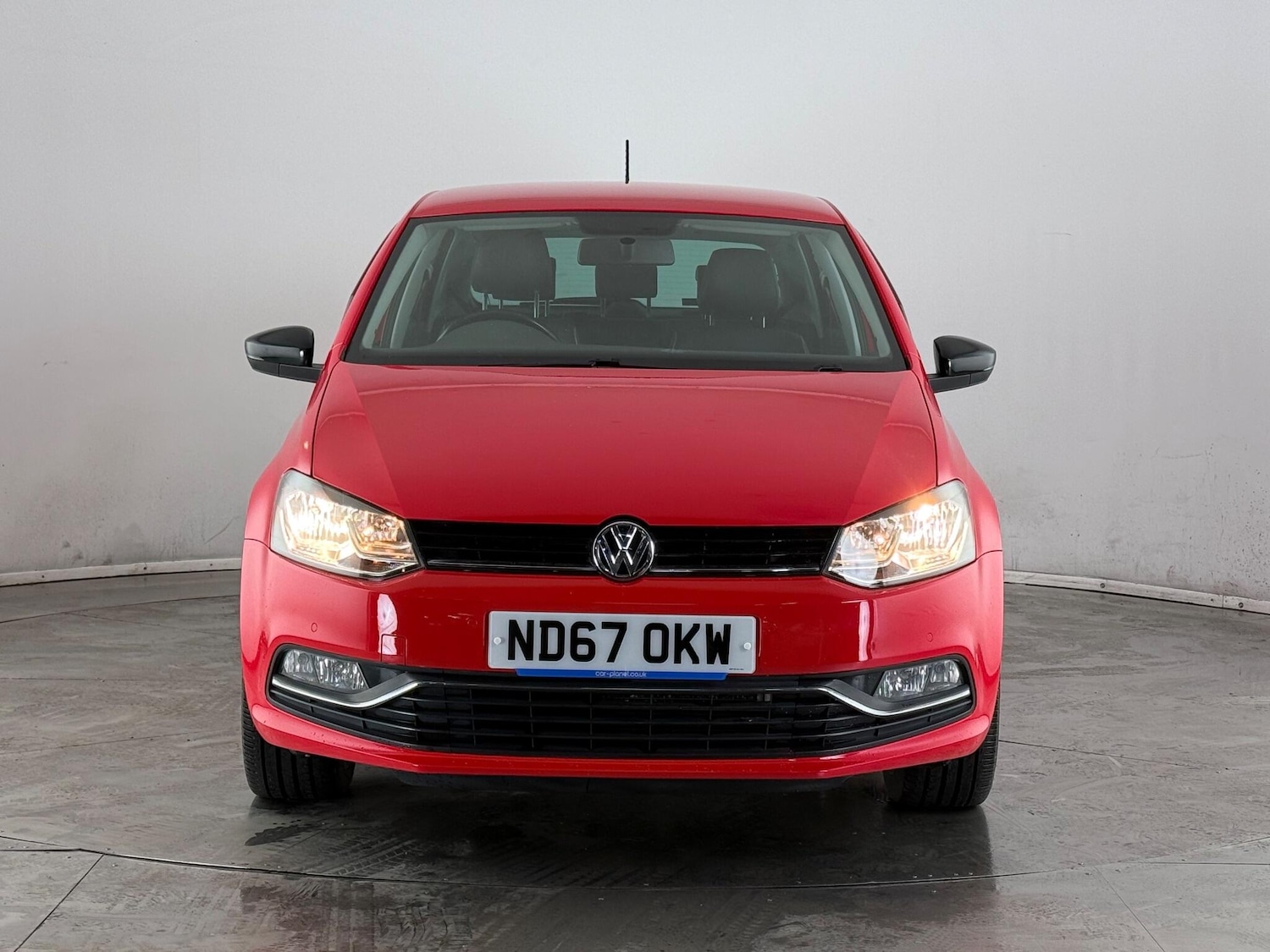 Used Volkswagen Polo 2017 for sale - 77247150: Photo 2