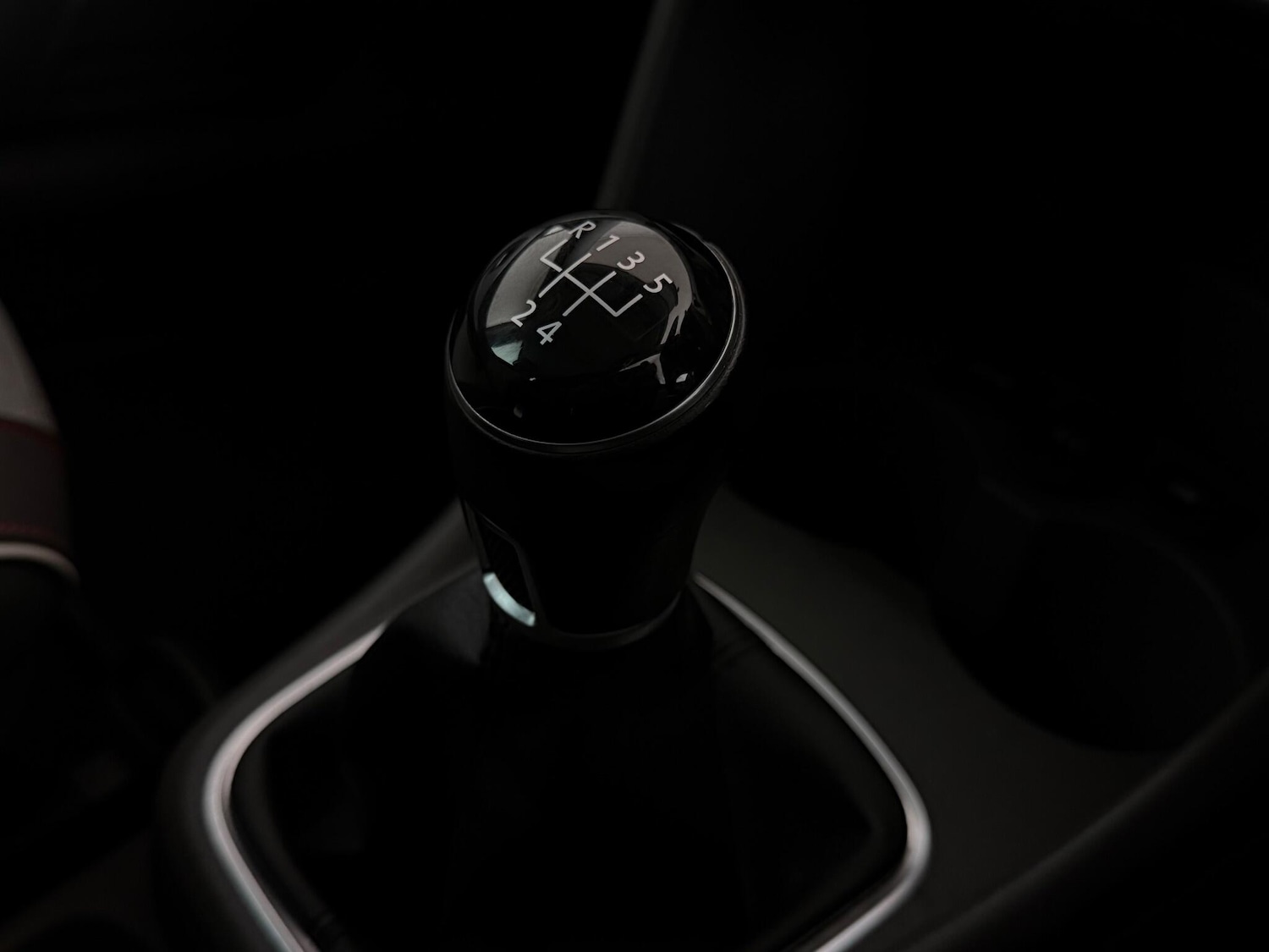 Used Volkswagen Polo 2017 for sale - 77247150: Photo 27