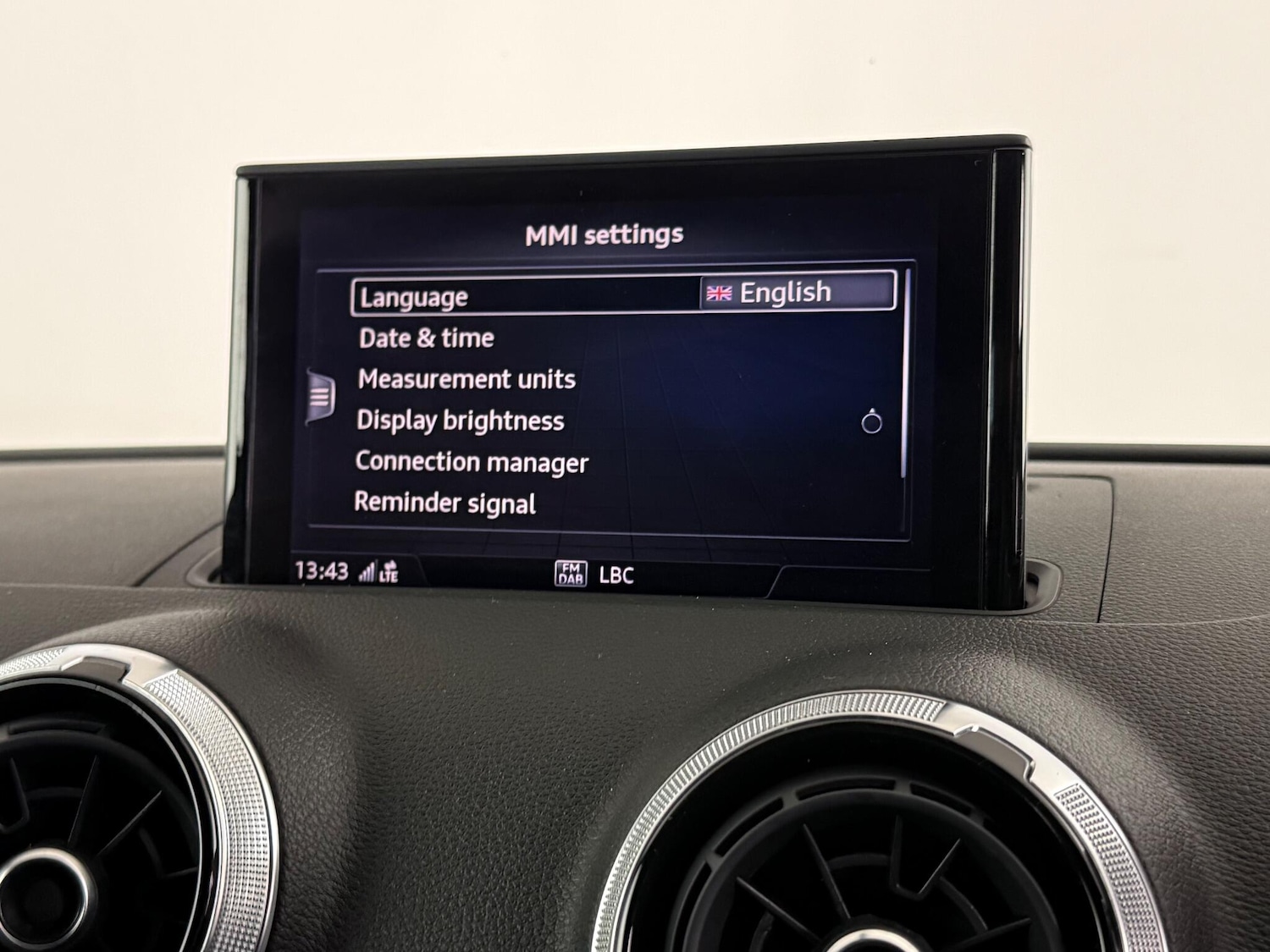 Used Audi A3 2018 for sale - 77260089: Photo 27