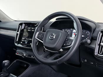 Used Volvo XC40 2021 for sale - 79633115: Photo