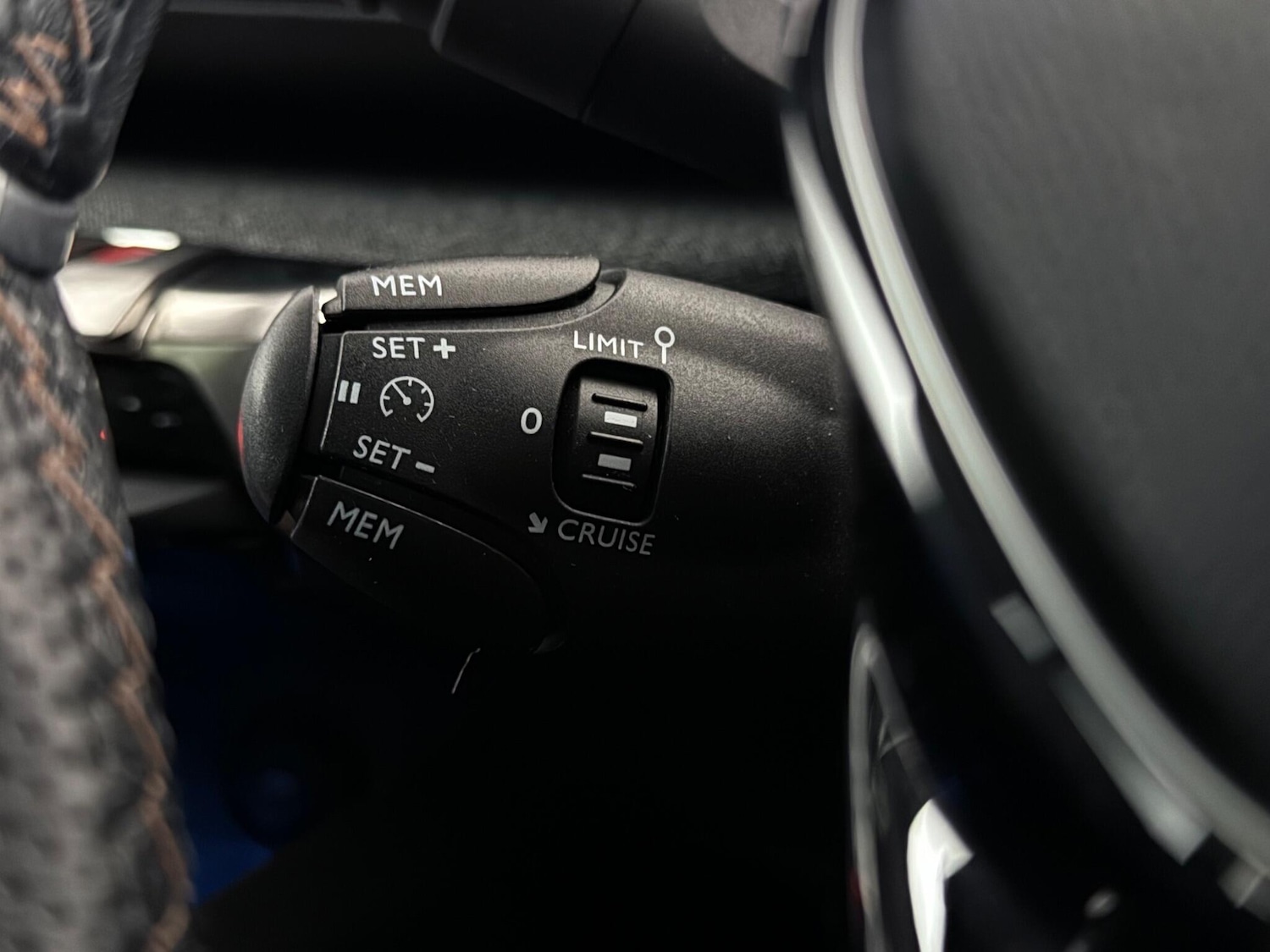 Used Peugeot 5008 2020 for sale - 77222494: Photo 17