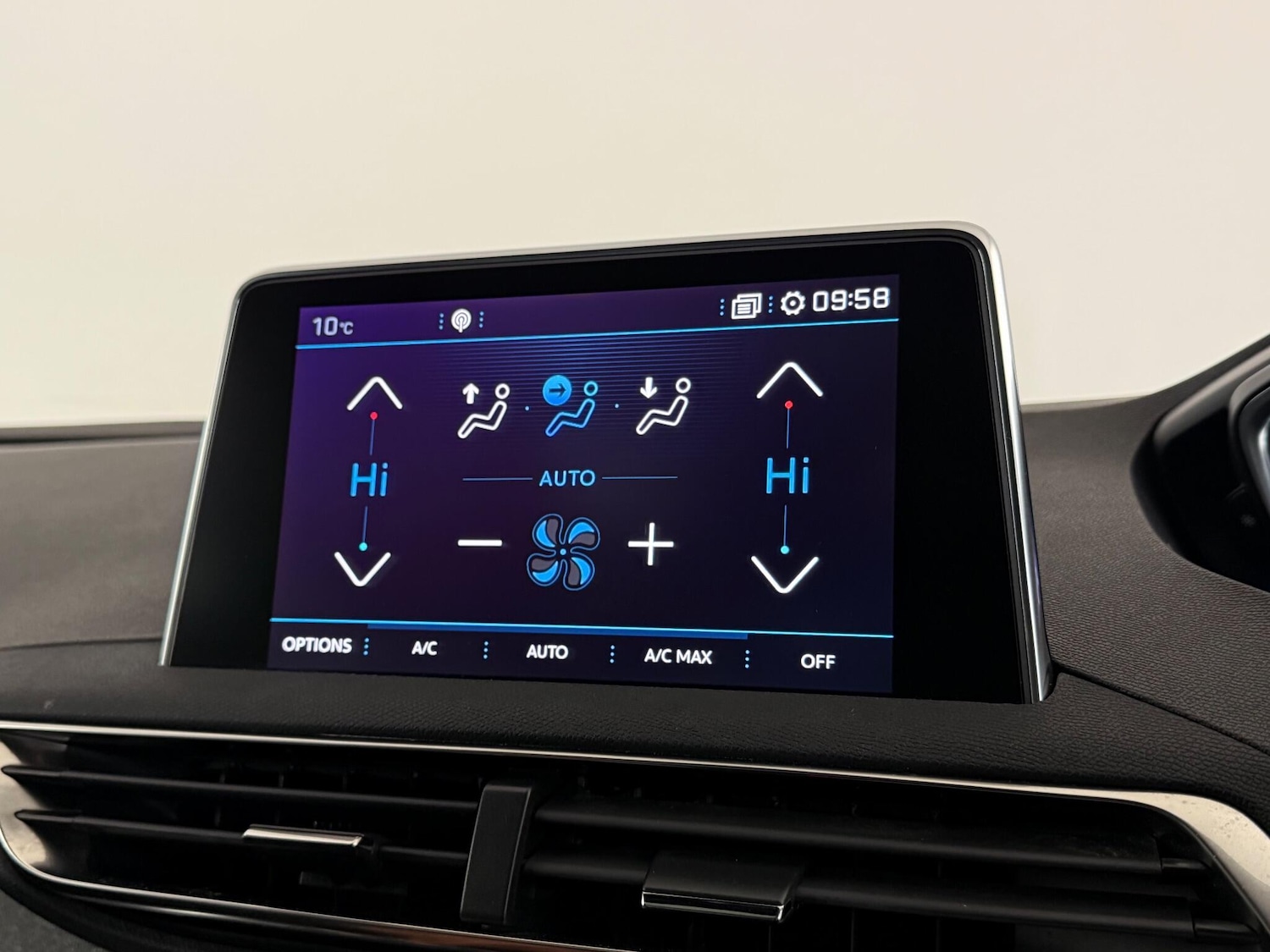 Used Peugeot 5008 2020 for sale - 77222494: Photo 22