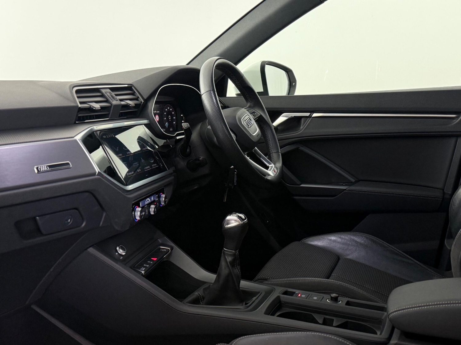 Used Audi Q3 2022 for sale - 77760540: Photo 17