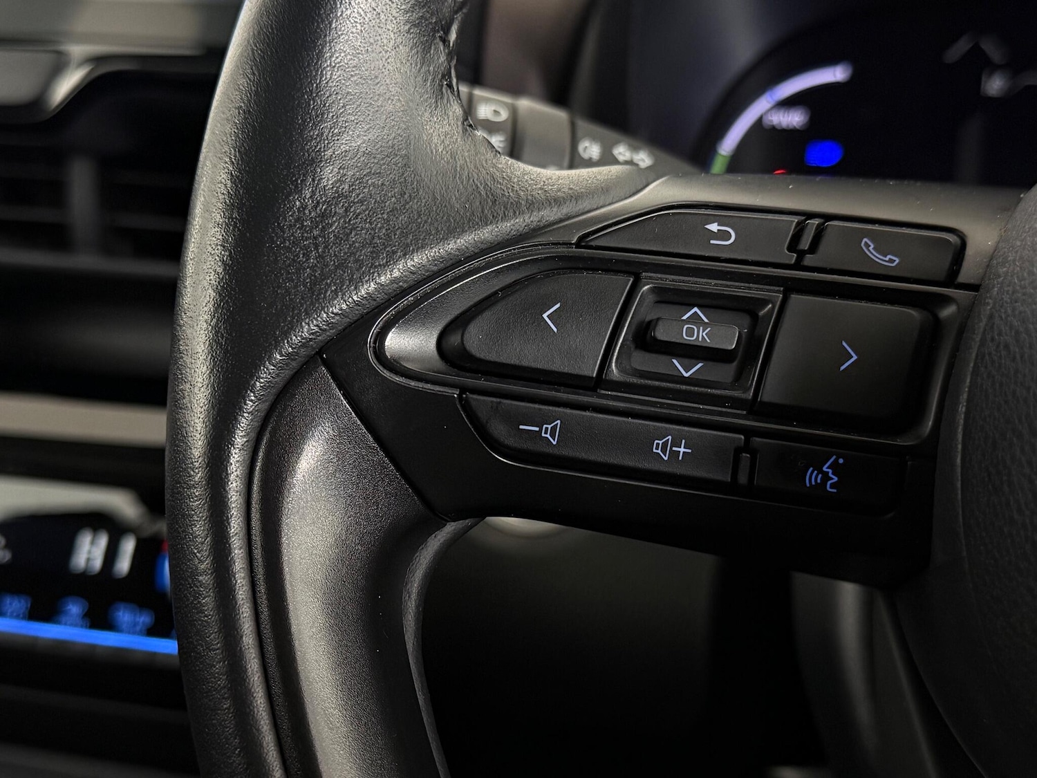 Used Toyota Yaris Cross 2023 for sale - 76658557: Photo 21