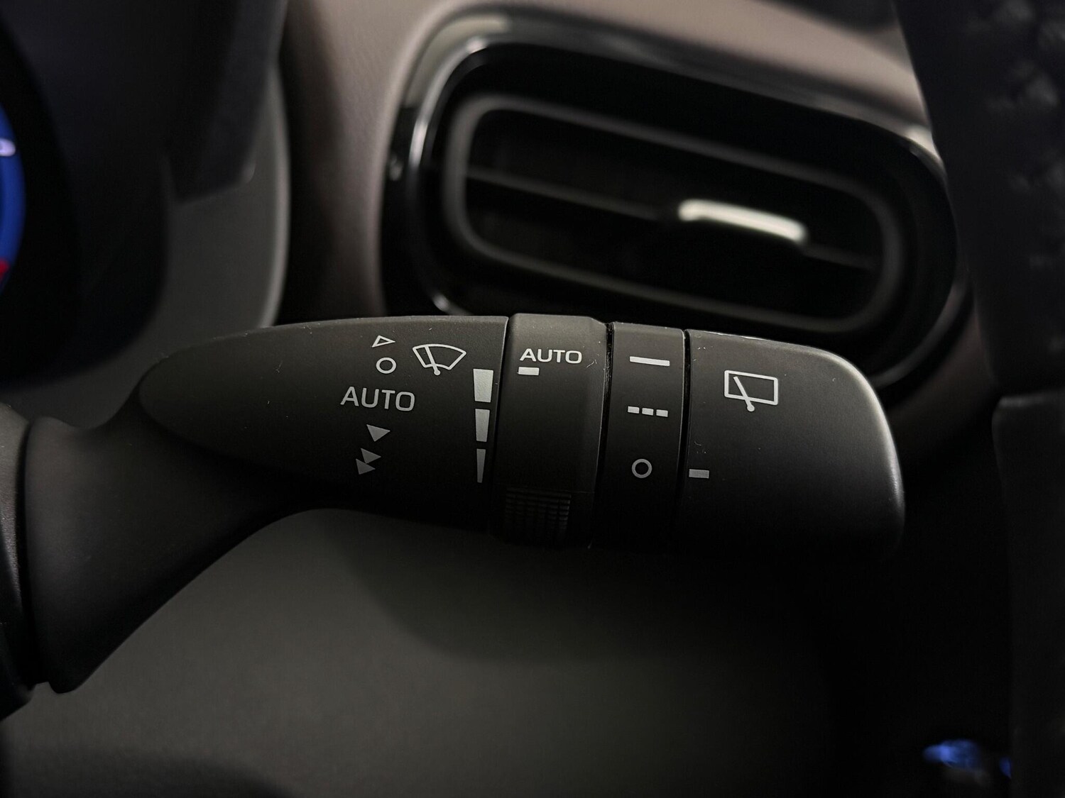 Used Toyota Yaris Cross 2023 for sale - 76658557: Photo 24