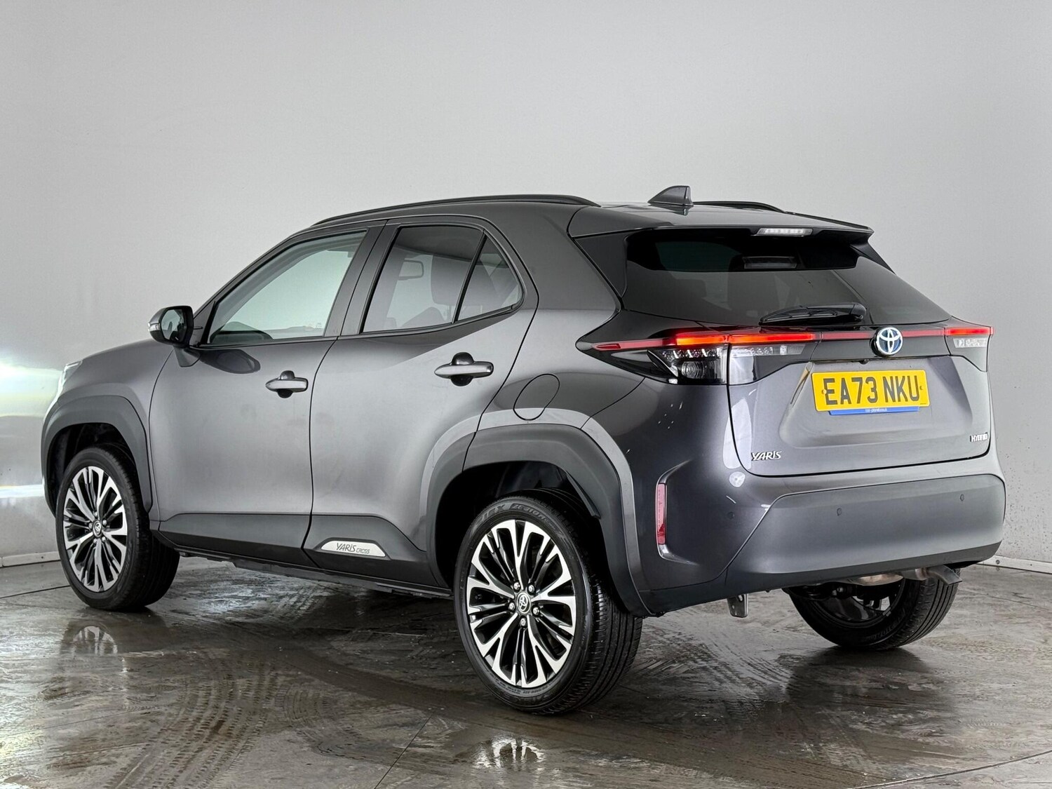 Used Toyota Yaris Cross 2023 for sale - 76658557: Photo 4