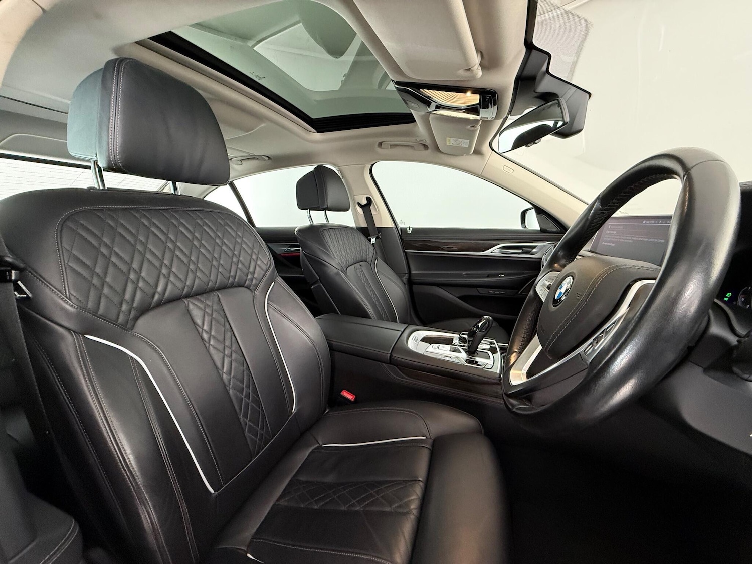 Used BMW 7 Series 2019 for sale - 76467350: Photo 17