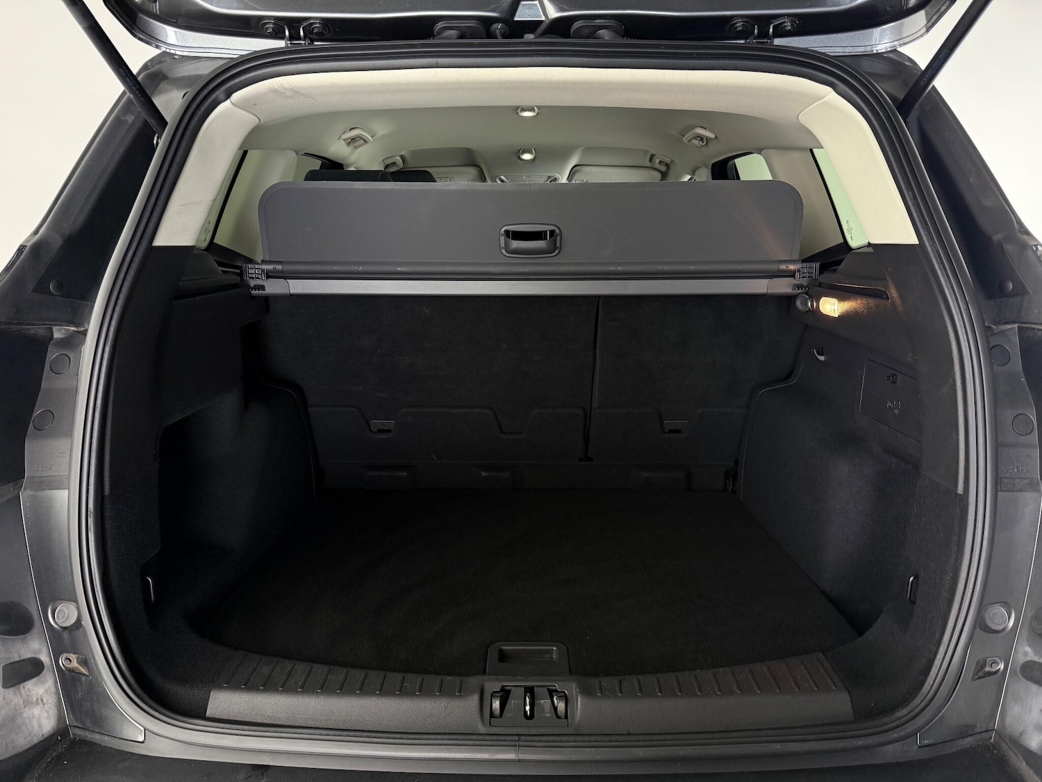 Used Ford Kuga 2019 for sale - 77359345: Photo 8