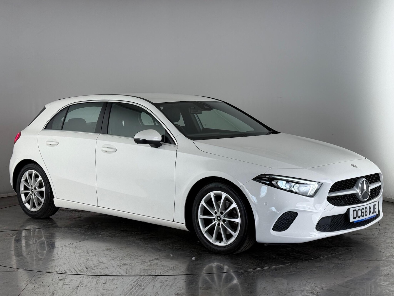 Used Mercedes-Benz A-Class 2018 for sale - 76467163: Photo 1