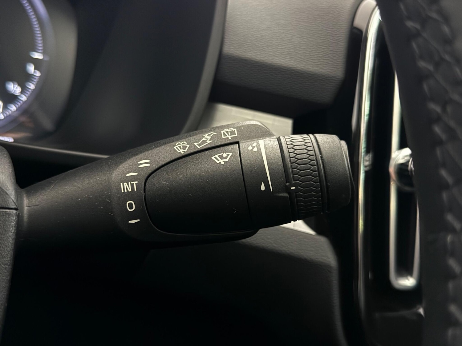 Used Volvo XC40 2021 for sale - 77260254: Photo 19