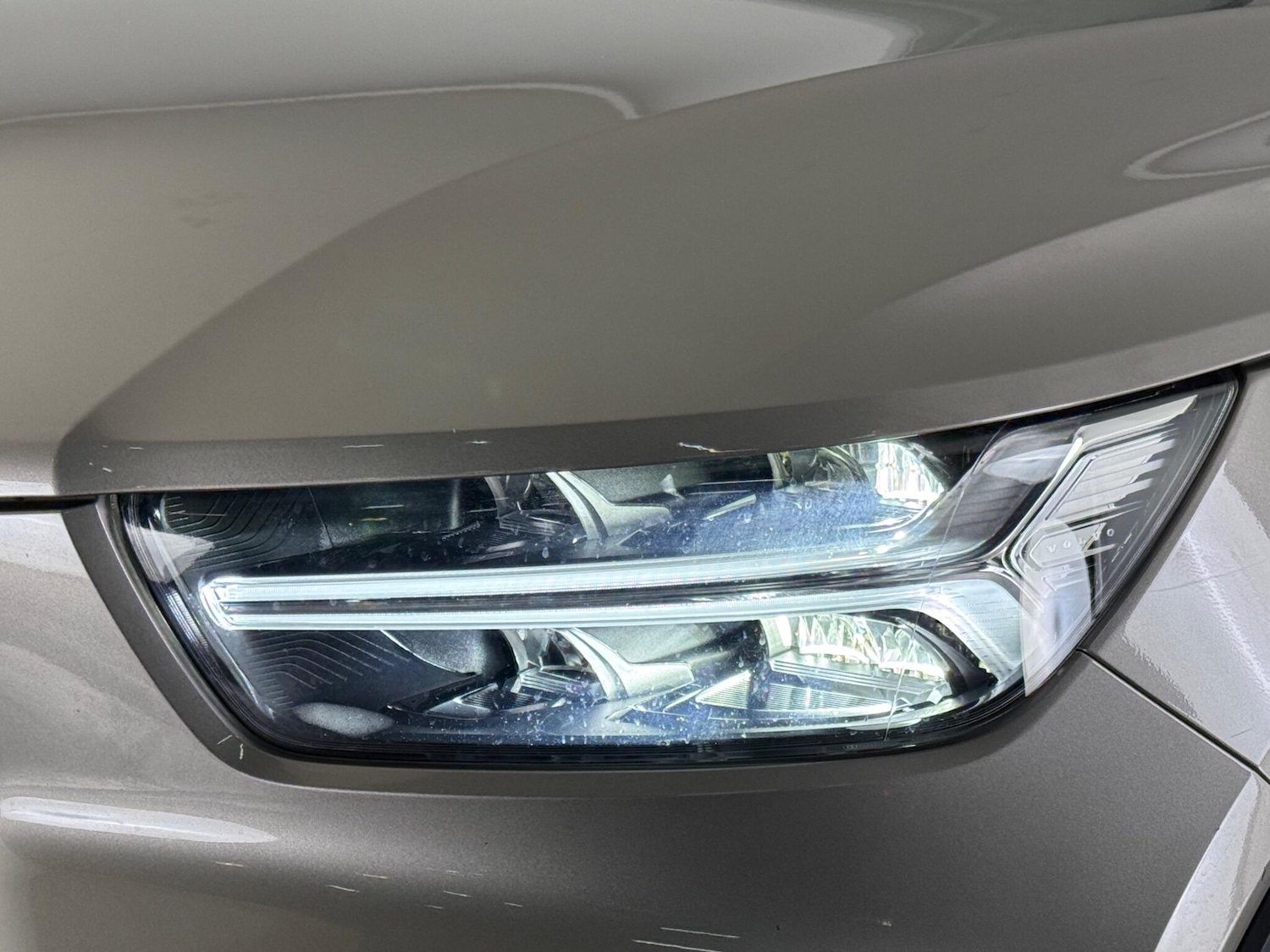 Used Volvo XC40 2021 for sale - 77260254: Photo 6