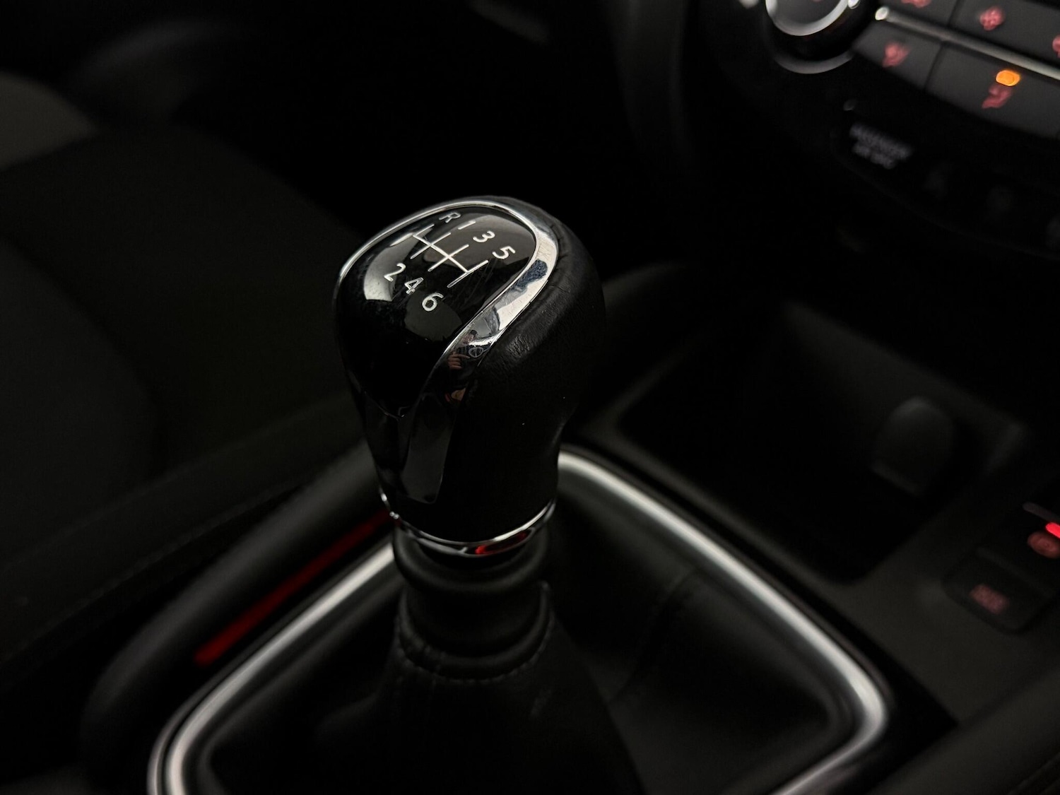 Used Nissan Qashqai 2018 for sale - 77246740: Photo 29