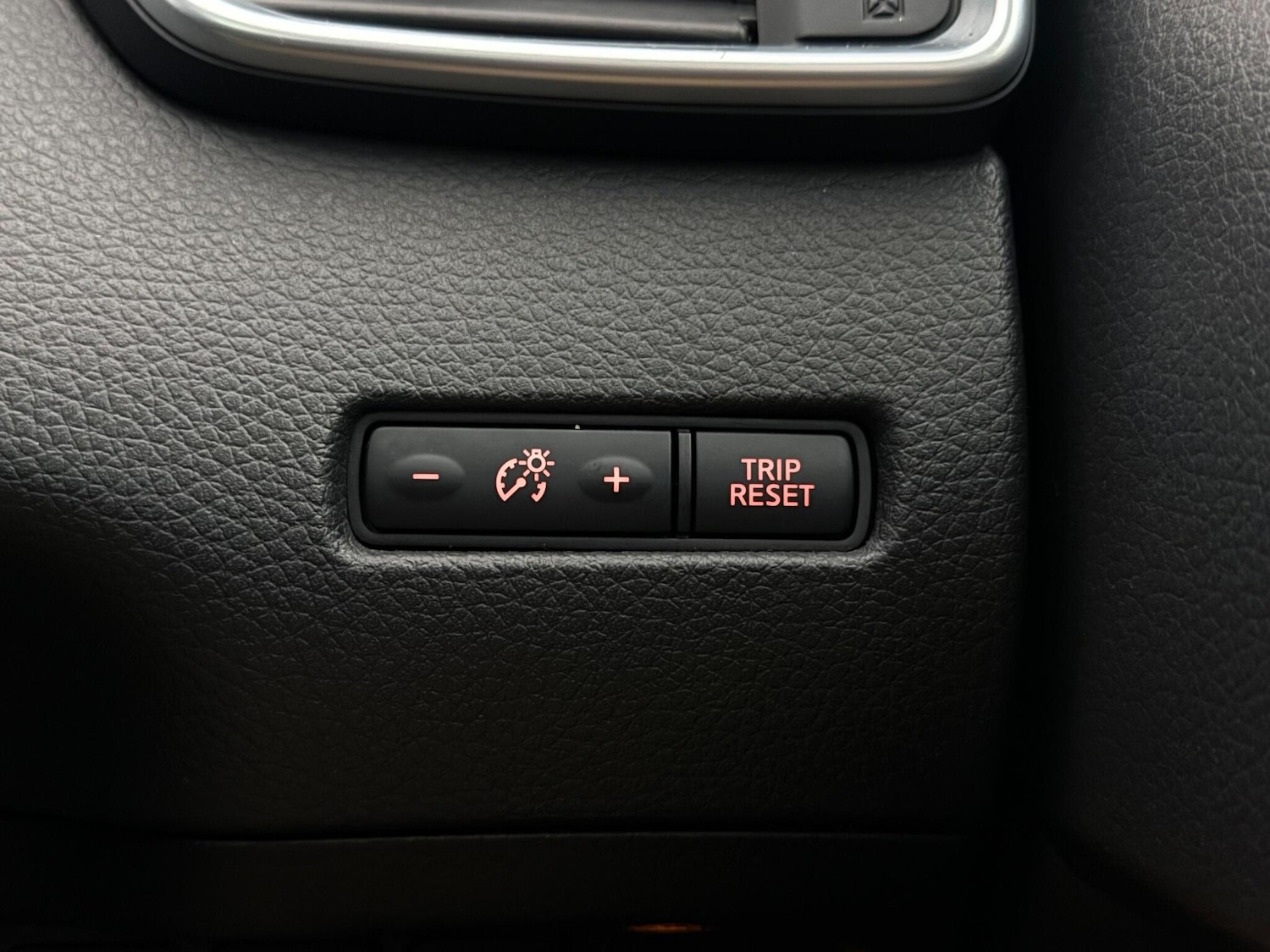 Used Nissan Qashqai 2018 for sale - 77246740: Photo 31