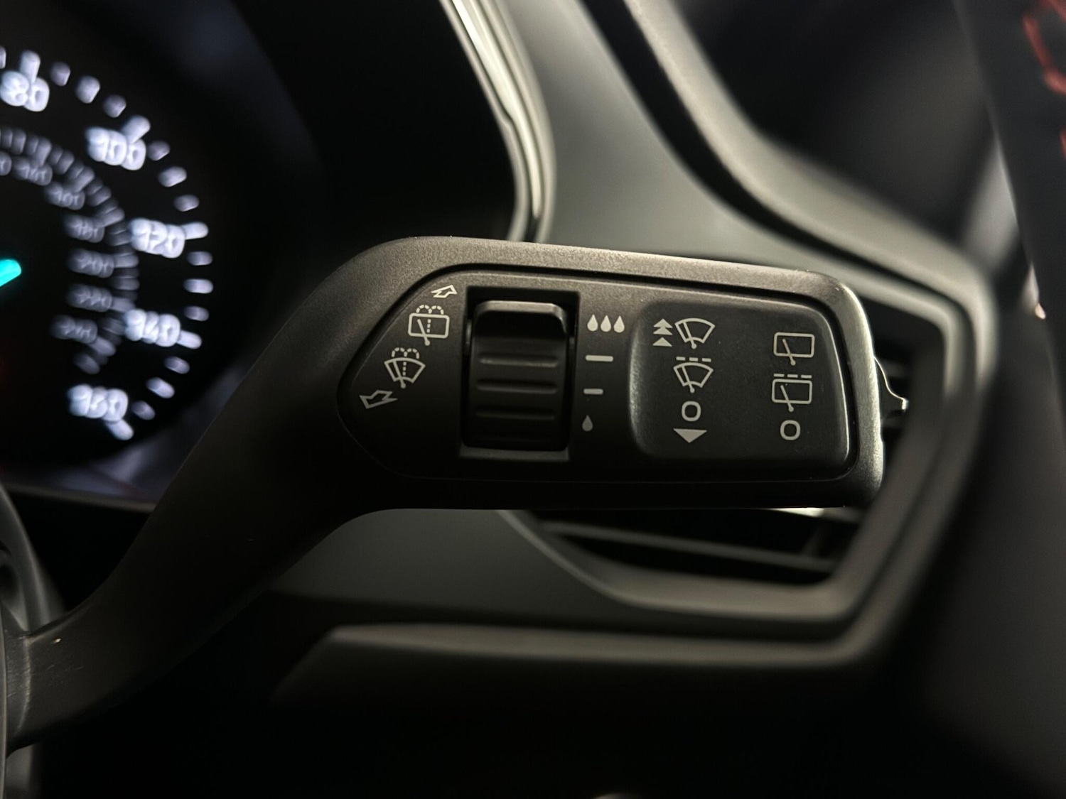 Used Ford Focus 2018 for sale - 77182879: Photo 17