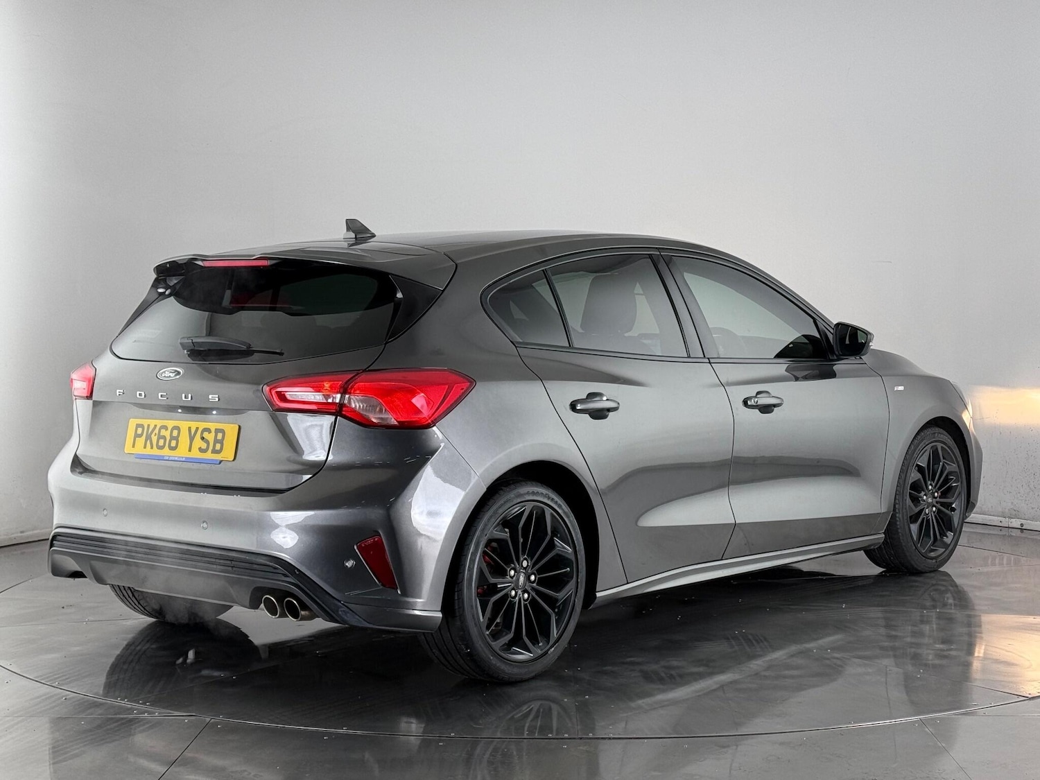 Used Ford Focus 2018 for sale - 77182879: Photo 4