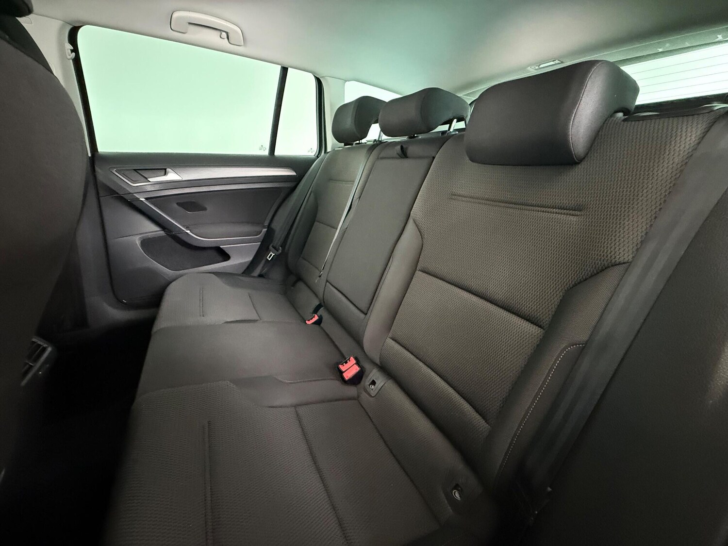 Used Volkswagen Golf 2019 for sale - 76606912: Photo 17