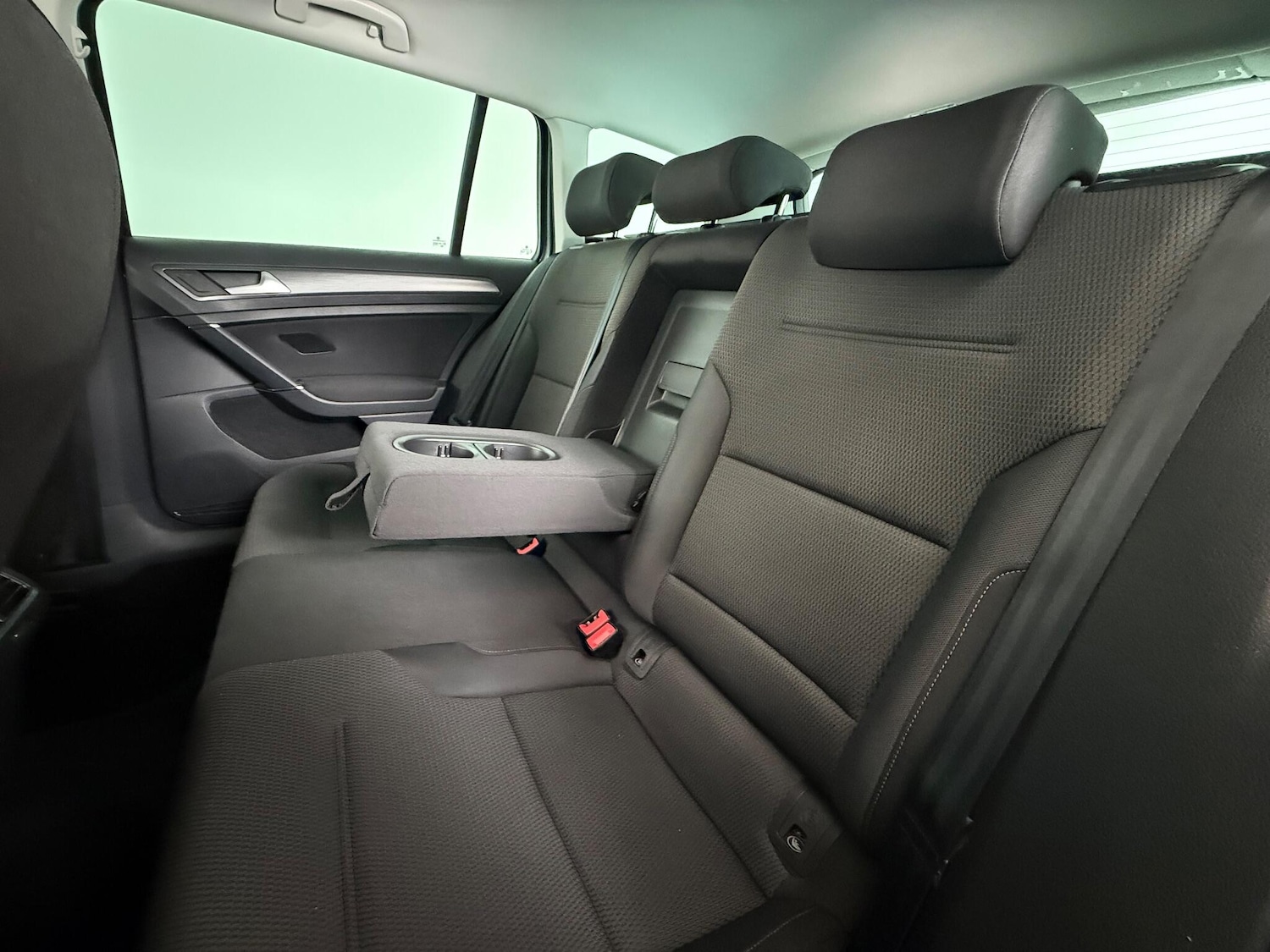 Used Volkswagen Golf 2019 for sale - 76606912: Photo 18