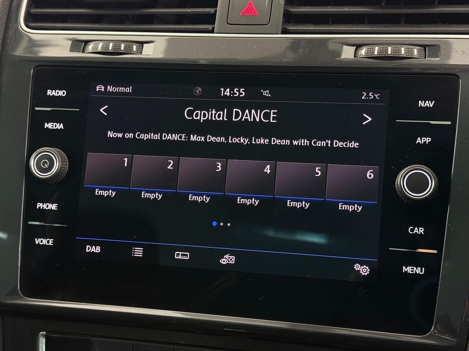 Used Volkswagen Golf 2019 for sale - 76606912: Photo 32