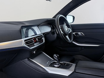 Used BMW 3 Series 2019 for sale - 78760073: Photo
