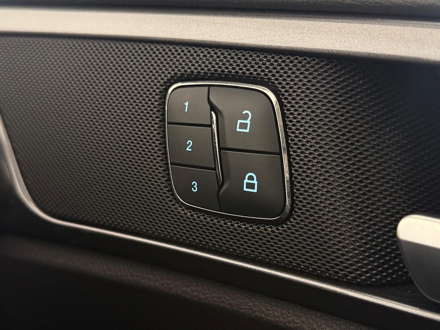 Used Ford Mondeo 2020 for sale - 77246862: Photo 25