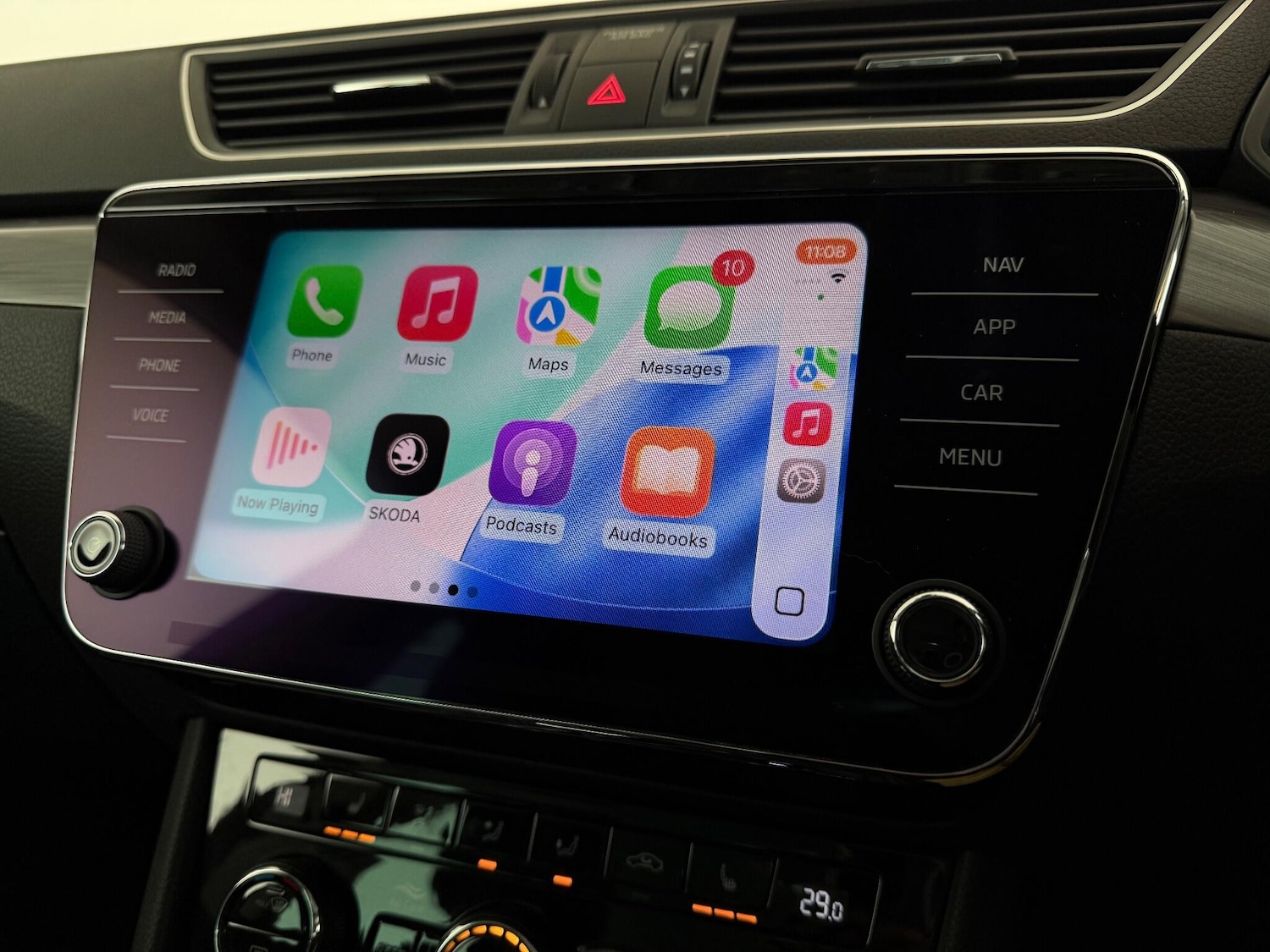 Used Skoda Superb 2020 for sale - 77182348: Photo 33