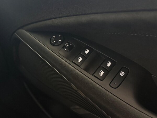 Used Vauxhall Crossland 2022 for sale - 75135440: Photo 20