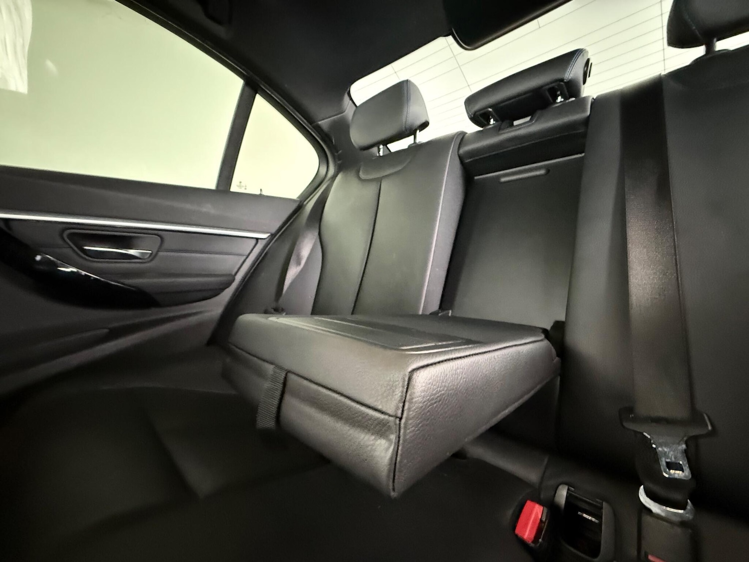 Used BMW 3 Series 2017 for sale - 77222534: Photo 12