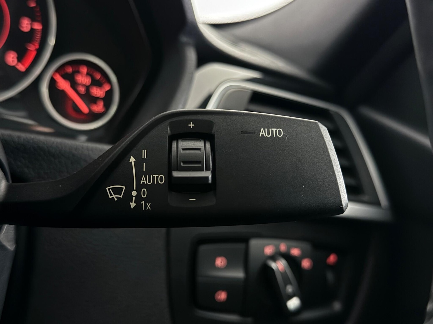 Used BMW 3 Series 2017 for sale - 77222534: Photo 19