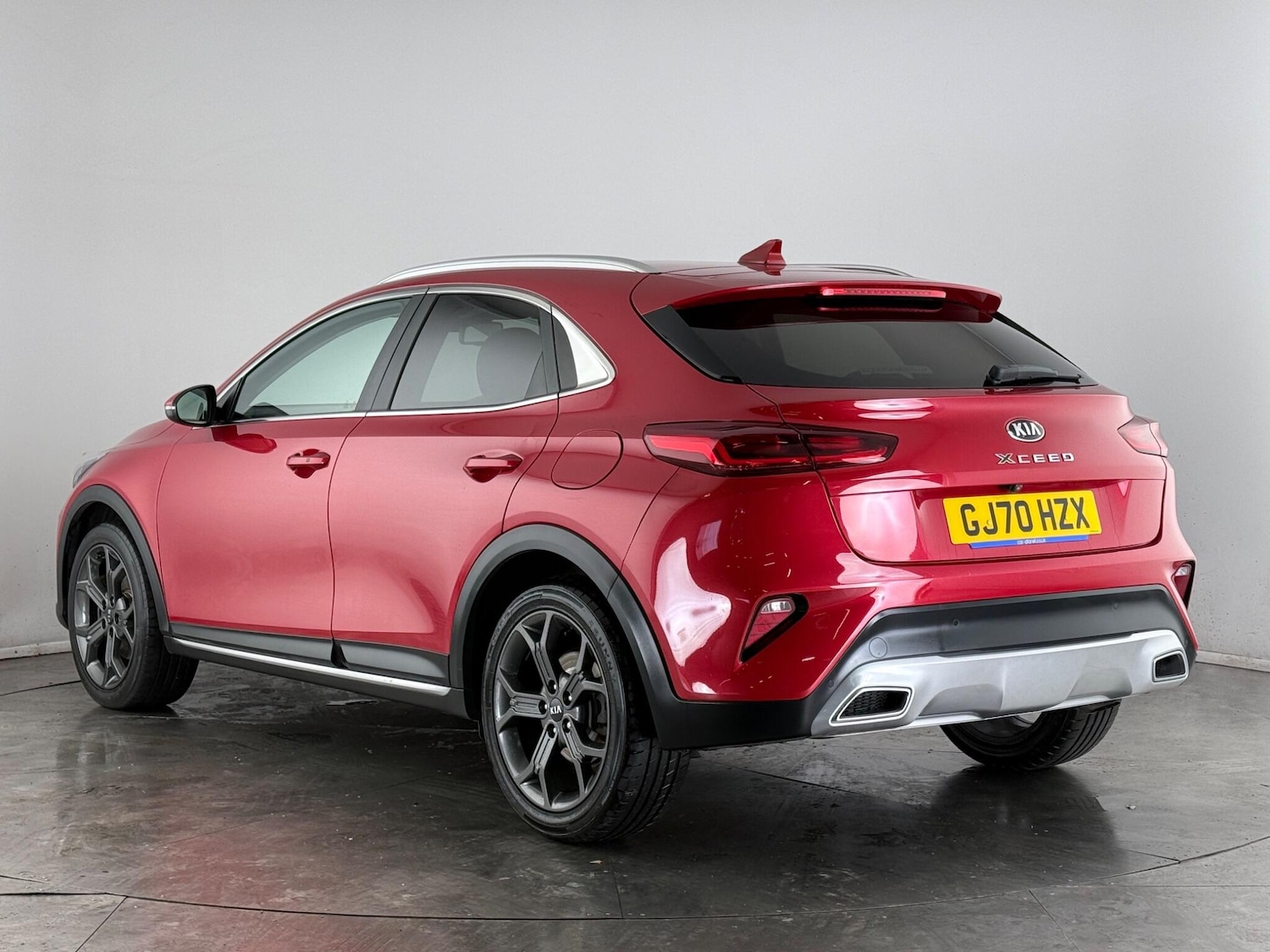 Used Kia XCeed 2020 for sale - 77412477: Photo 3