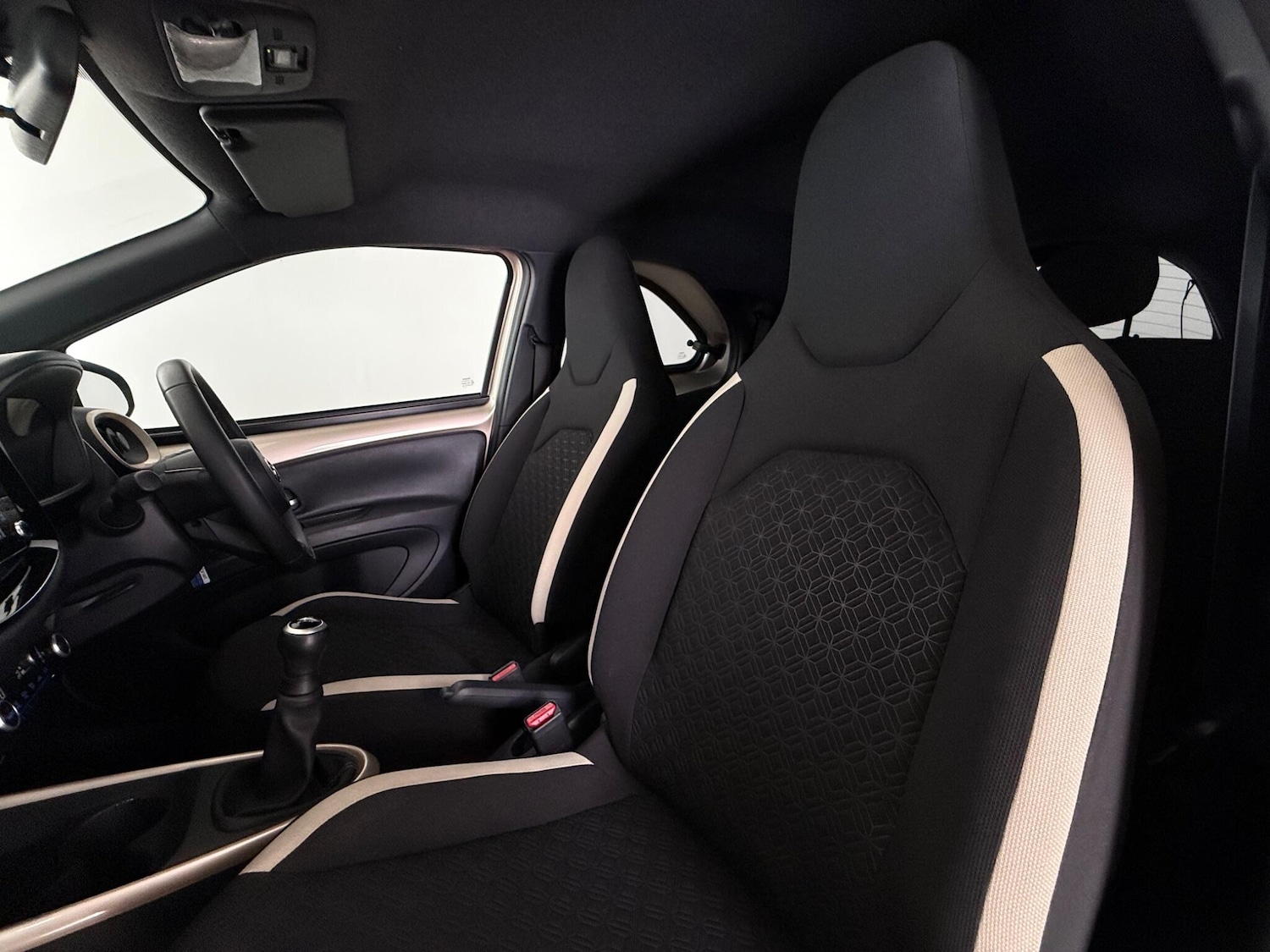 Used Toyota Aygo X 2022 for sale - 77769869: Photo 13