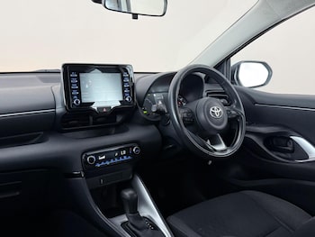 Used Toyota Yaris 2023 for sale - 79037426: Photo