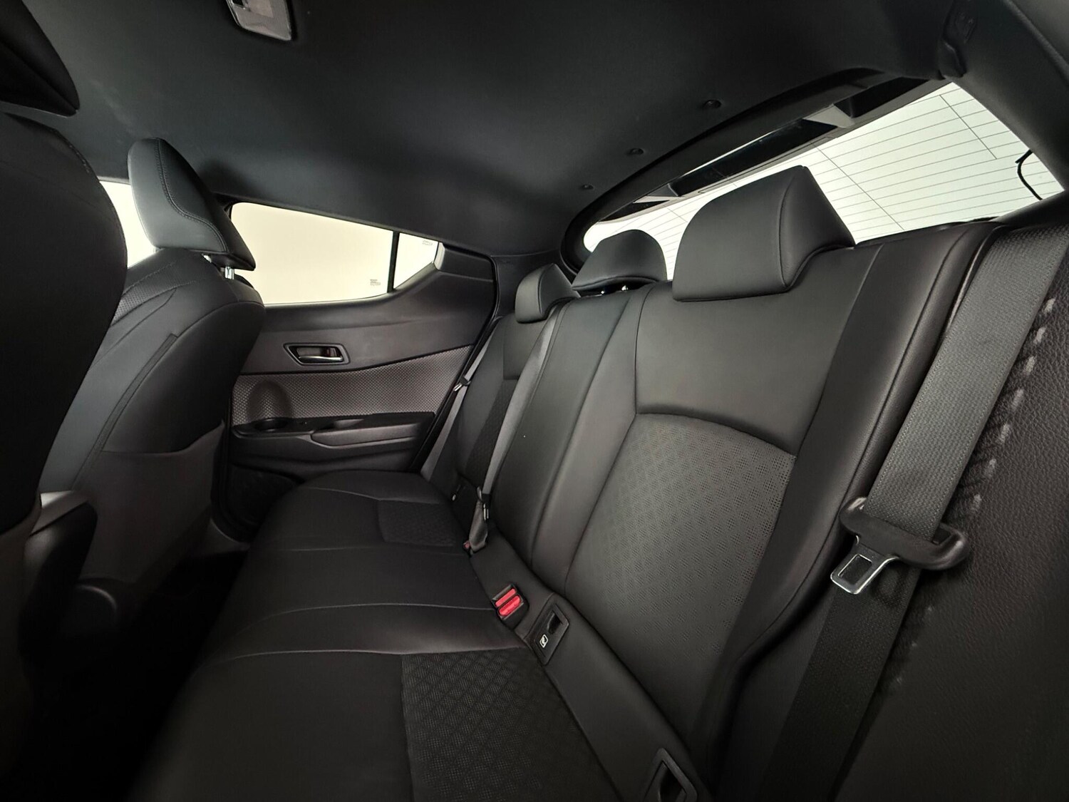 Used Toyota C-HR 2021 for sale - 77979734: Photo 15