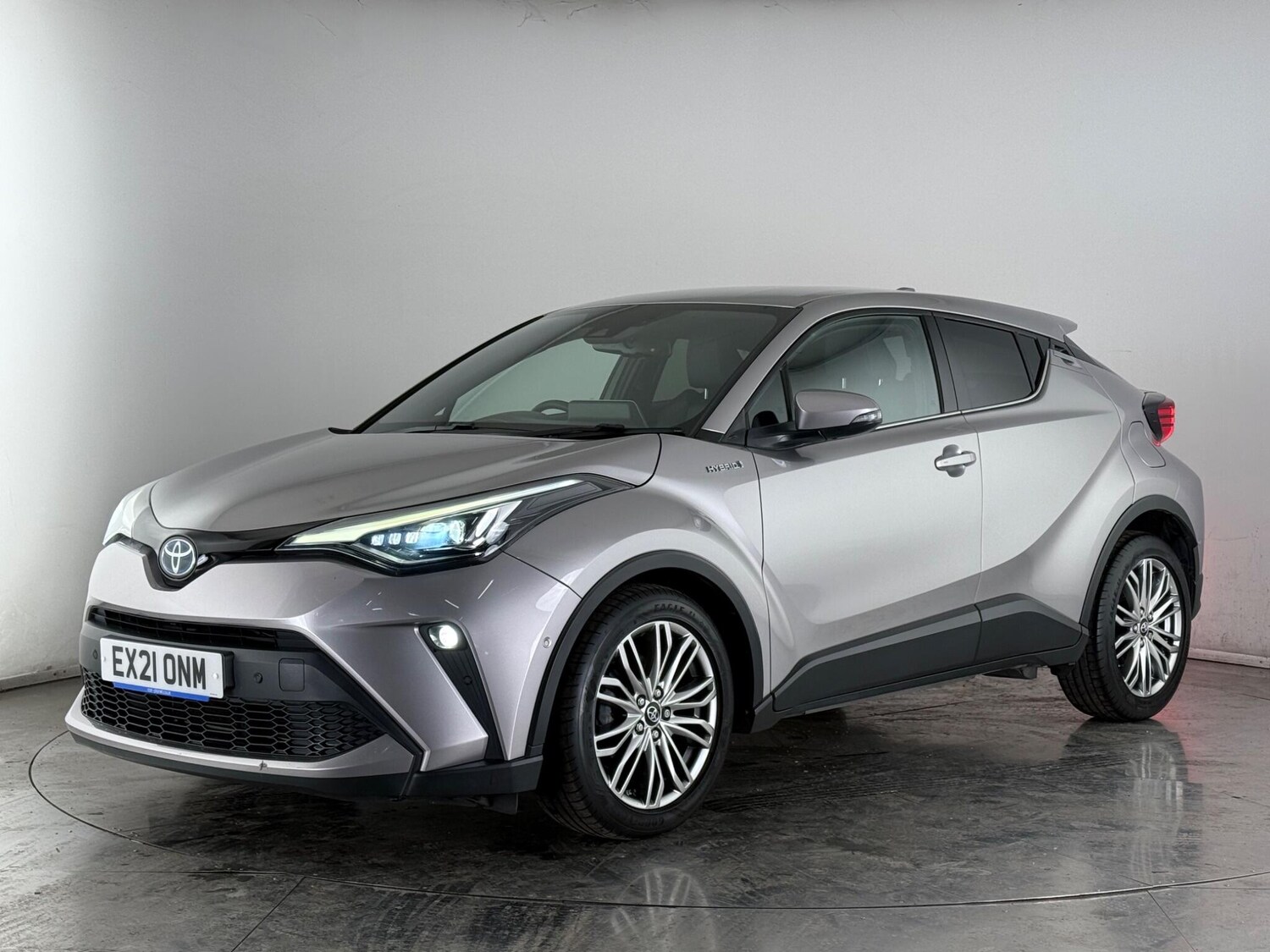 Used Toyota C-HR 2021 for sale - 77979734: Photo 2