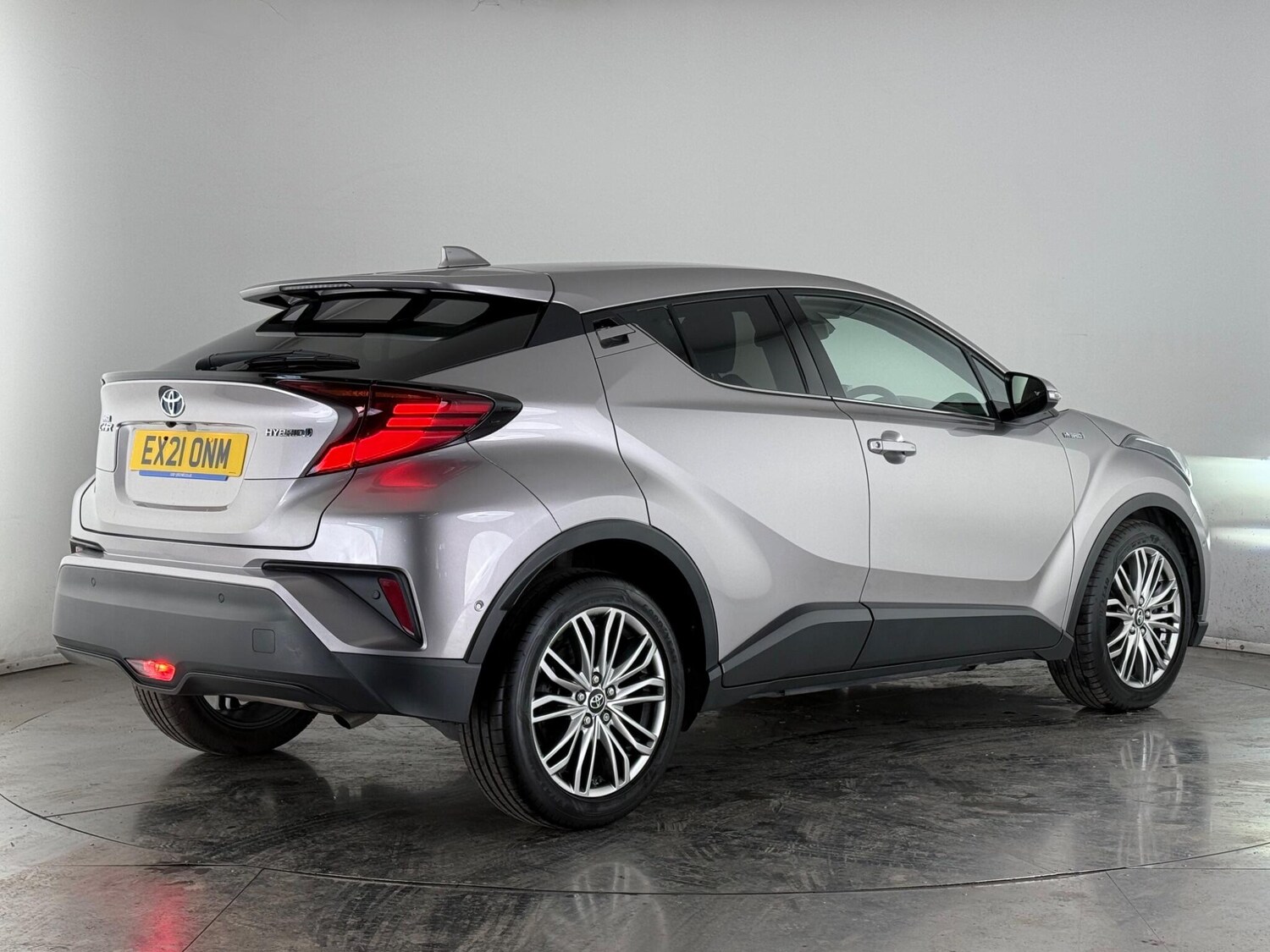 Used Toyota C-HR 2021 for sale - 77979734: Photo 4