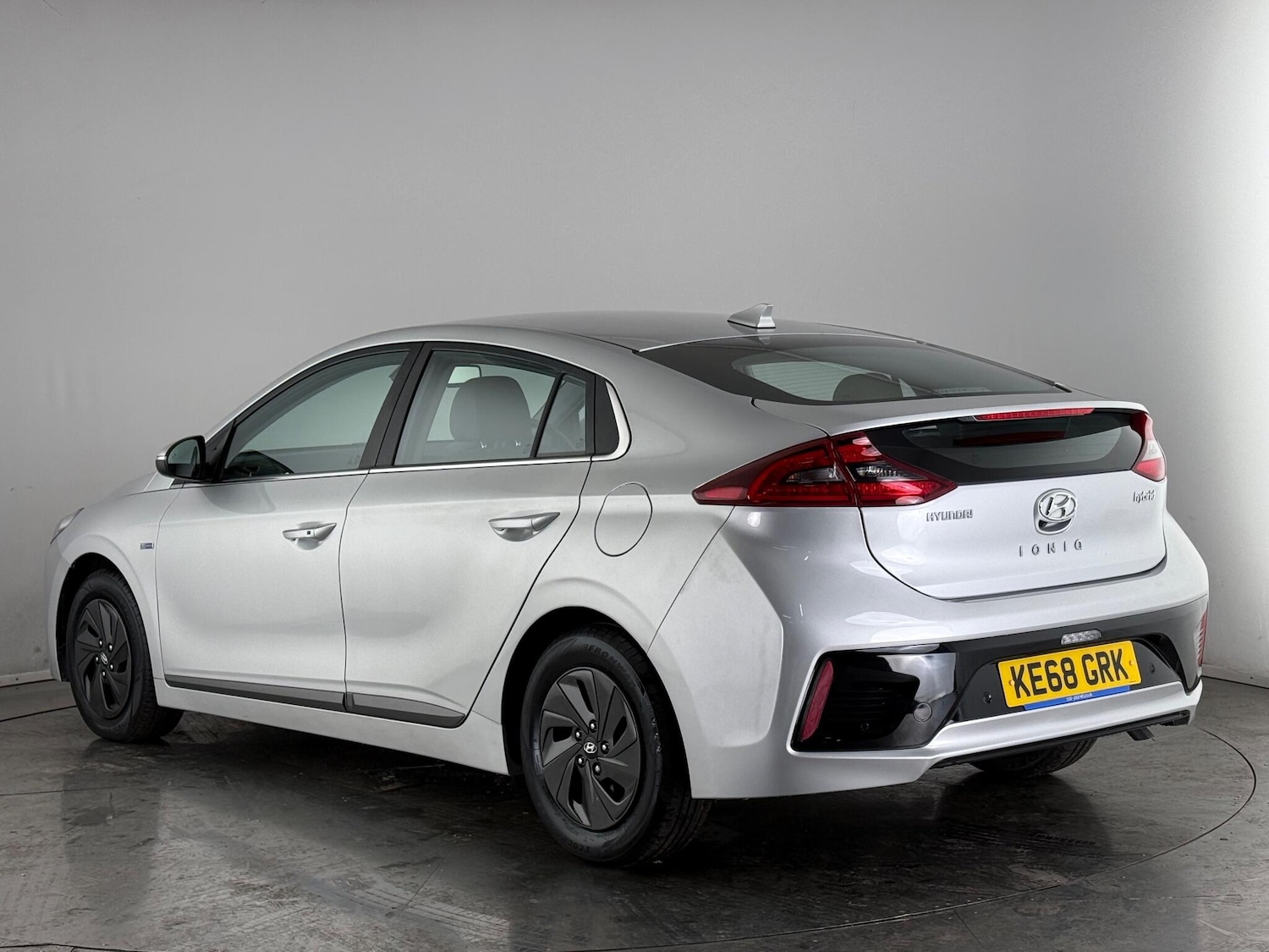 Used Hyundai IONIQ 2019 for sale - 77243258: Photo 4