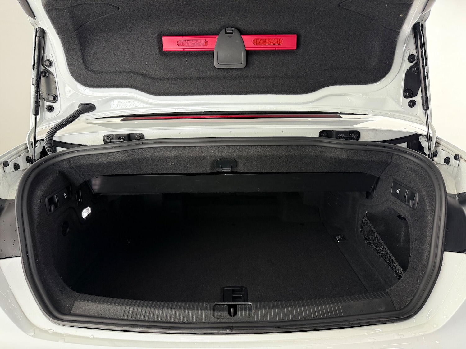 Used Audi A5 Cabriolet 2018 for sale - 77243251: Photo 16