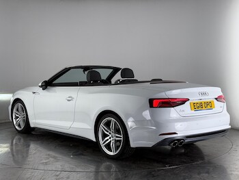 Used Audi A5 Cabriolet 2018 for sale - 77243251: Photo
