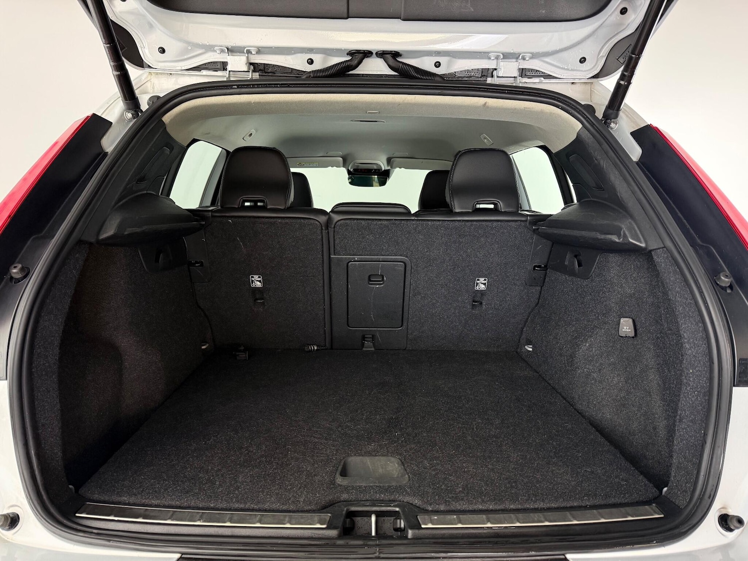 Used Volvo XC40 2021 for sale - 77222585: Photo 10