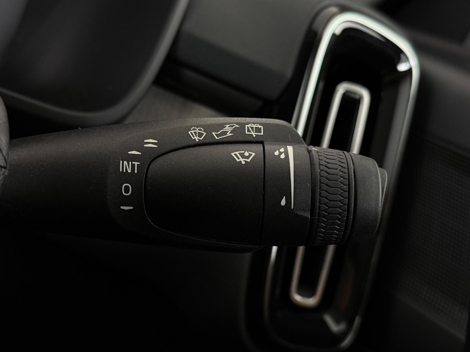 Used Volvo XC40 2021 for sale - 77222585: Photo 22