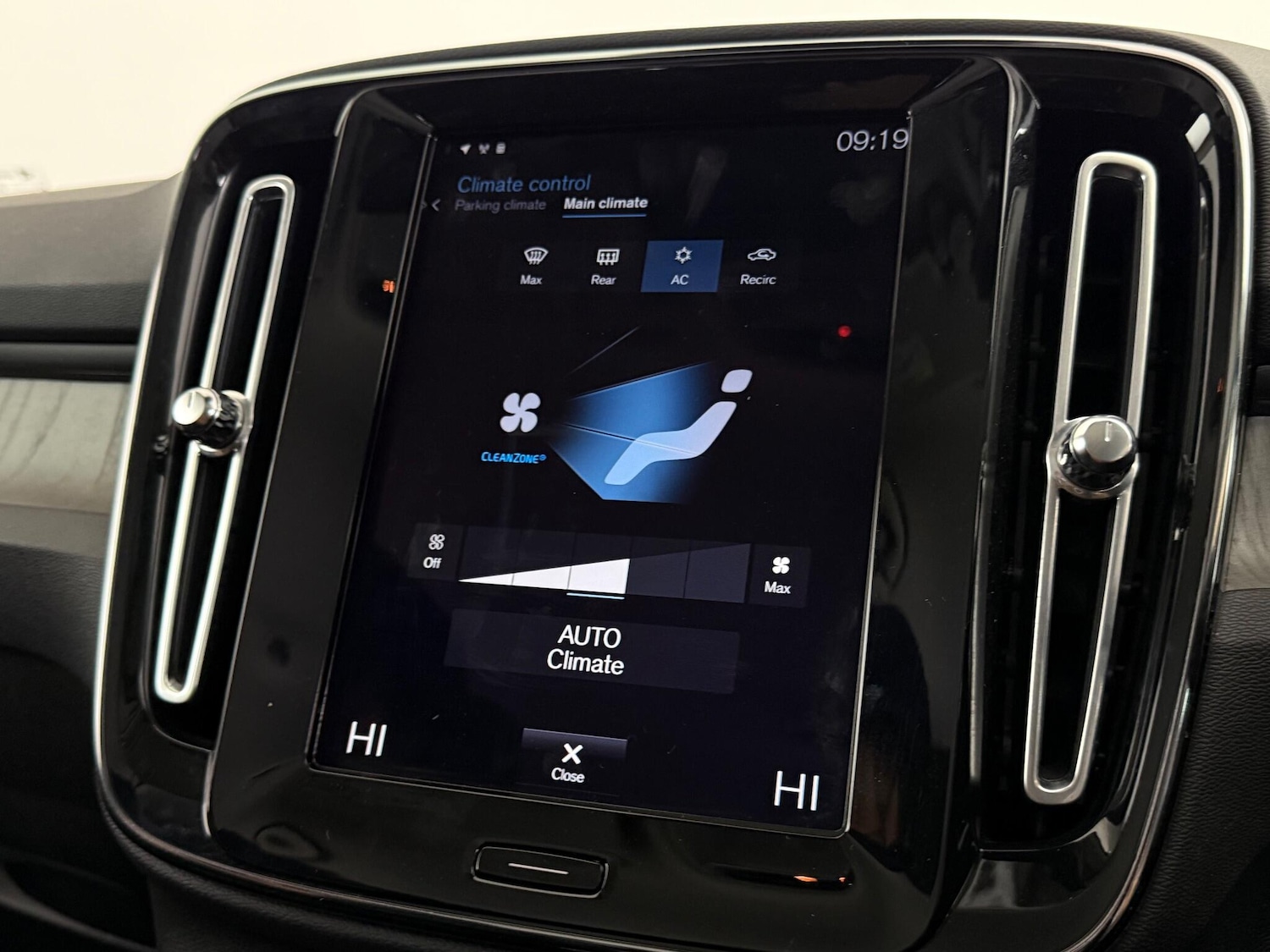 Used Volvo XC40 2021 for sale - 77222585: Photo 33