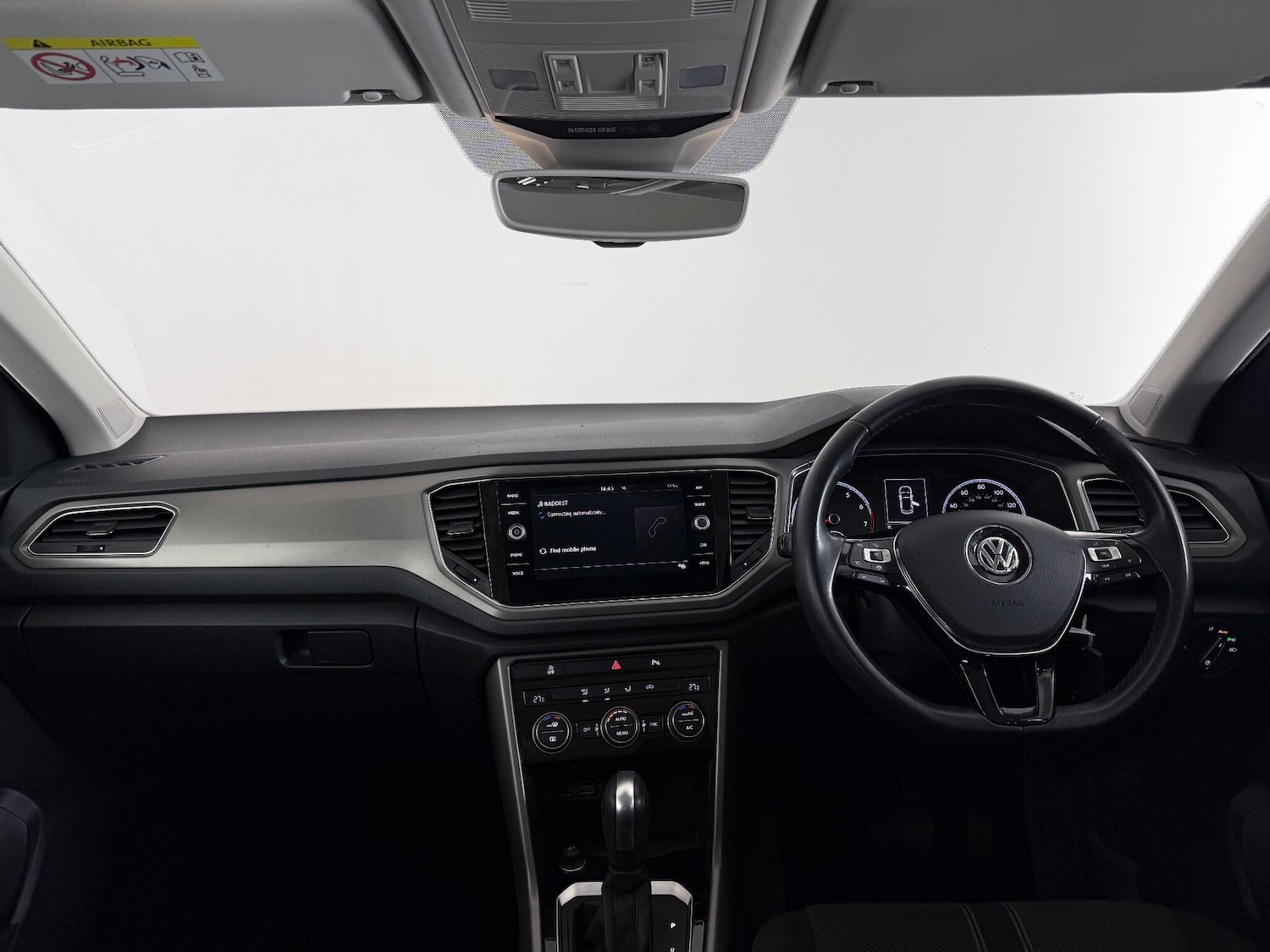 Used Volkswagen T-Roc 2020 for sale - 76975624: Photo 22