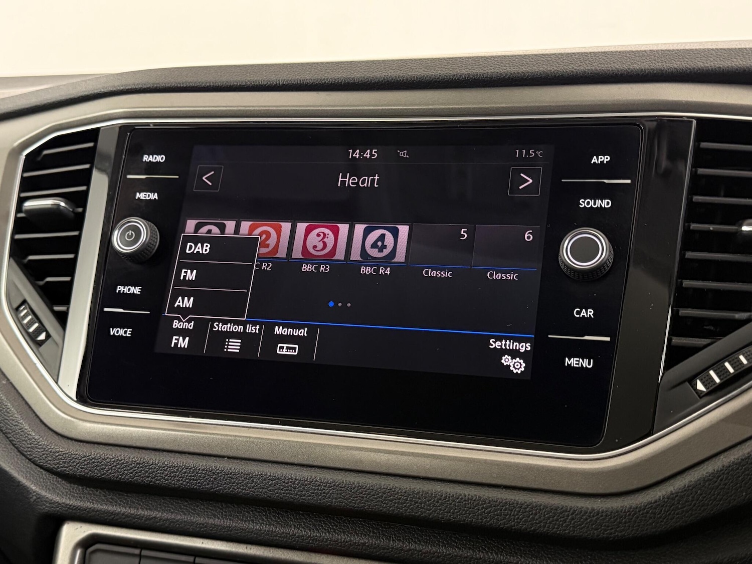 Used Volkswagen T-Roc 2020 for sale - 76975624: Photo 32