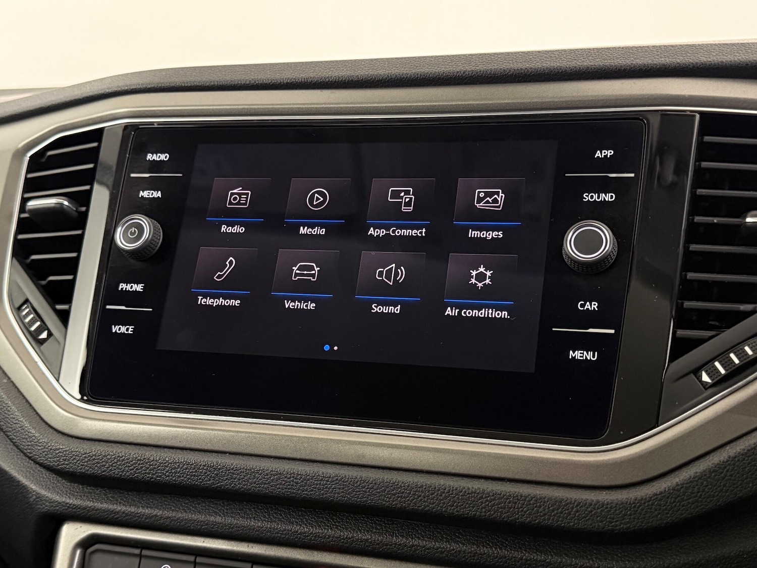 Used Volkswagen T-Roc 2020 for sale - 76975624: Photo 36