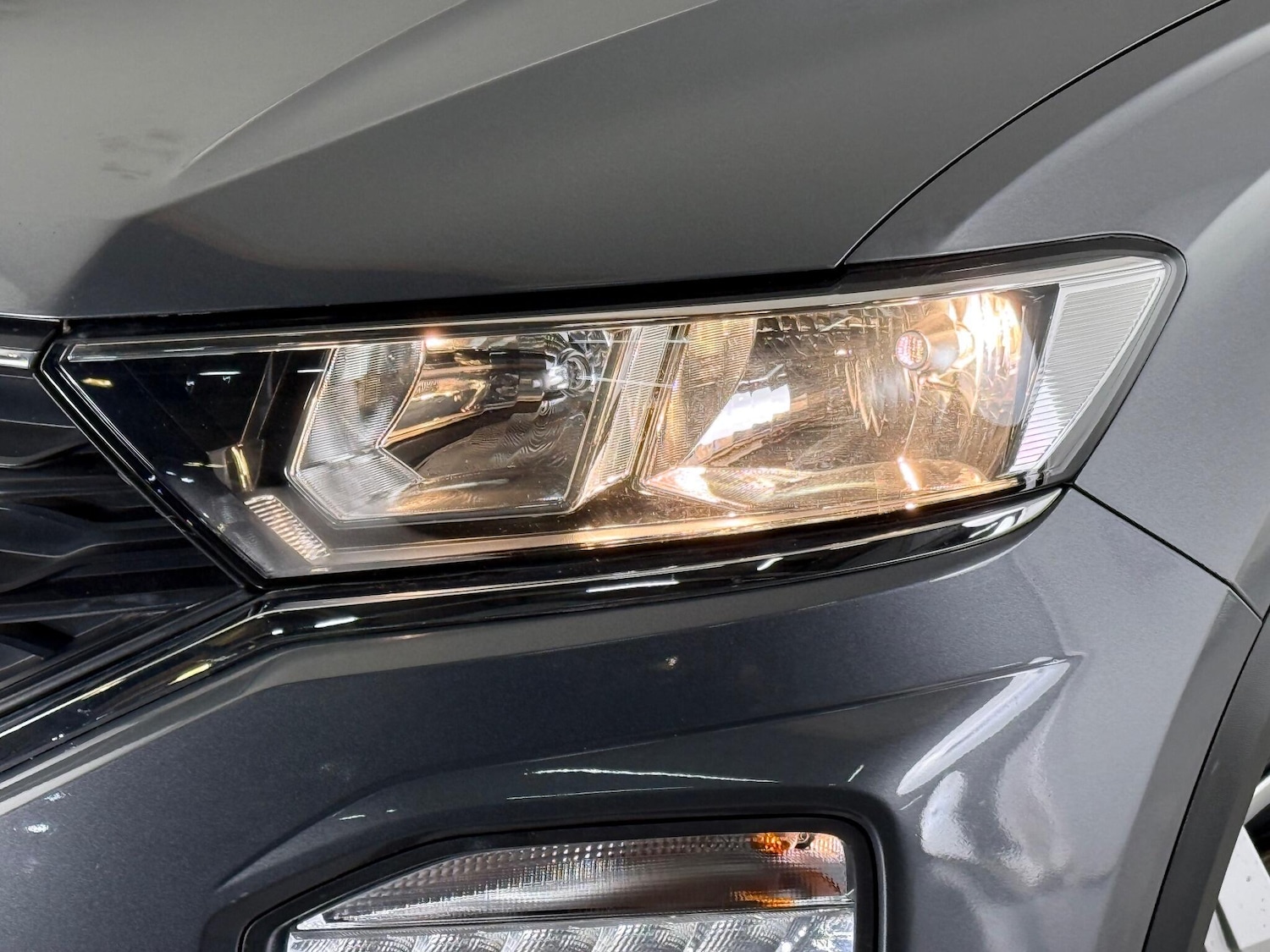 Used Volkswagen T-Roc 2020 for sale - 76975624: Photo 9